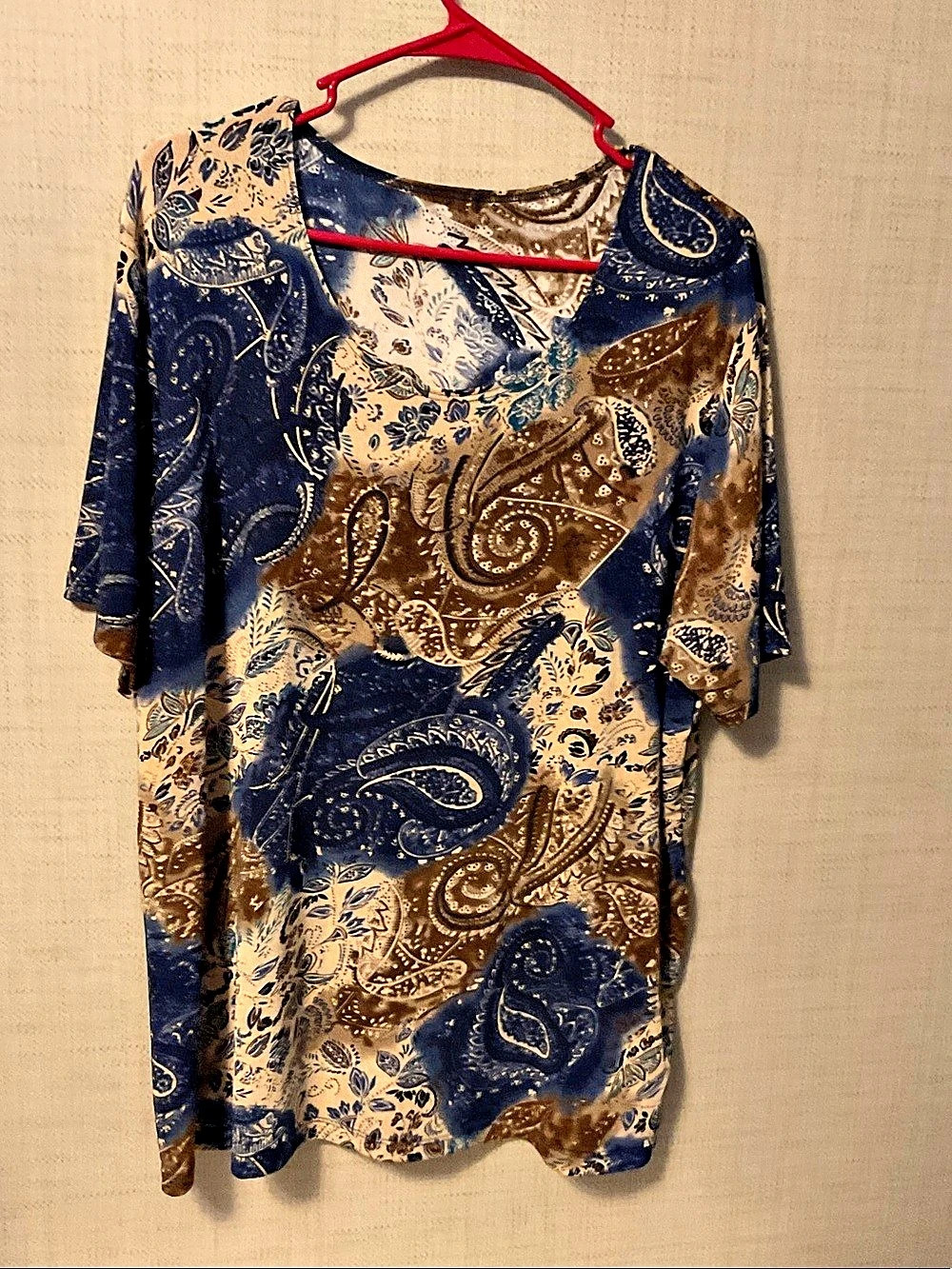 Paisley Short Sleeve Top in Blue & Brown Like New